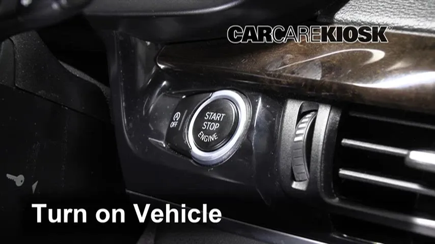 2016 BMW X5 xDrive35d 3.0L 6 Cyl. Turbo Diesel Huile Vérifier le niveau de l'huile